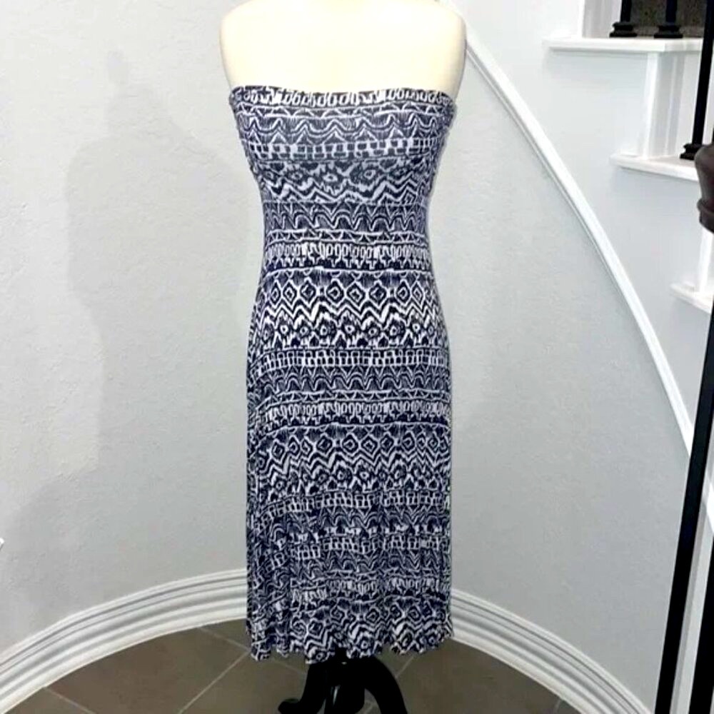 Lapis convertible dress skirt in blue and white with side rouching. Medium.